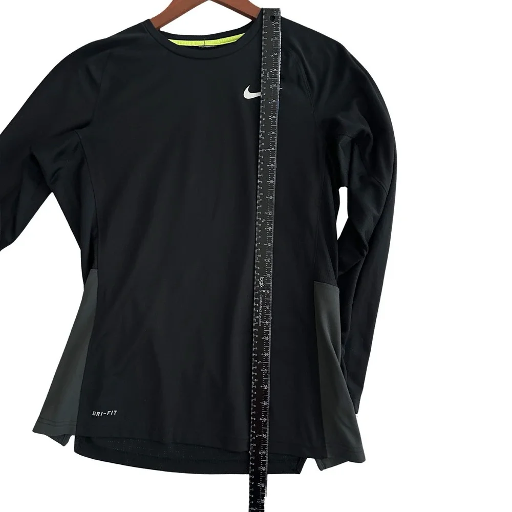 Nike Dri-FIT Men's M Black Gray Panel Long Sleeve Training Shirt 677638-010